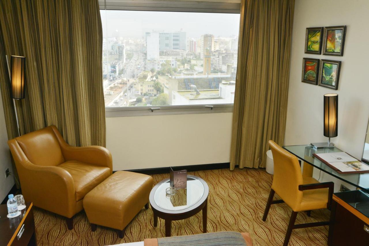 Hotel Farah Casablanca Exterior foto A room at the hotel