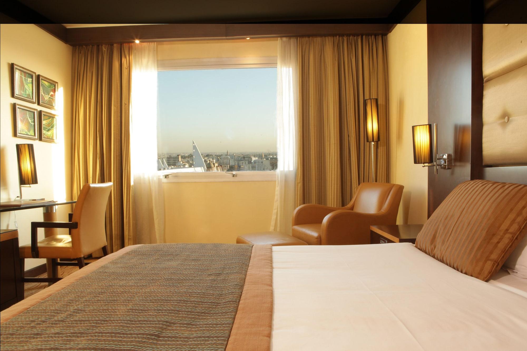 Hotel Farah Casablanca Exterior foto A room at the hotel