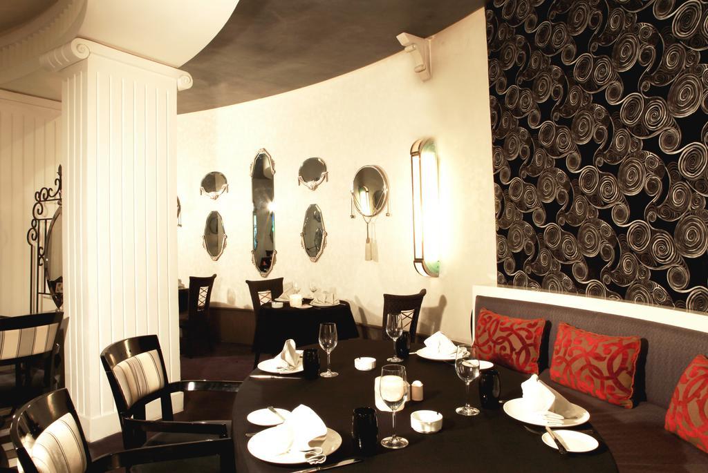 Hotel Farah Casablanca Exterior foto Interior of the restaurant